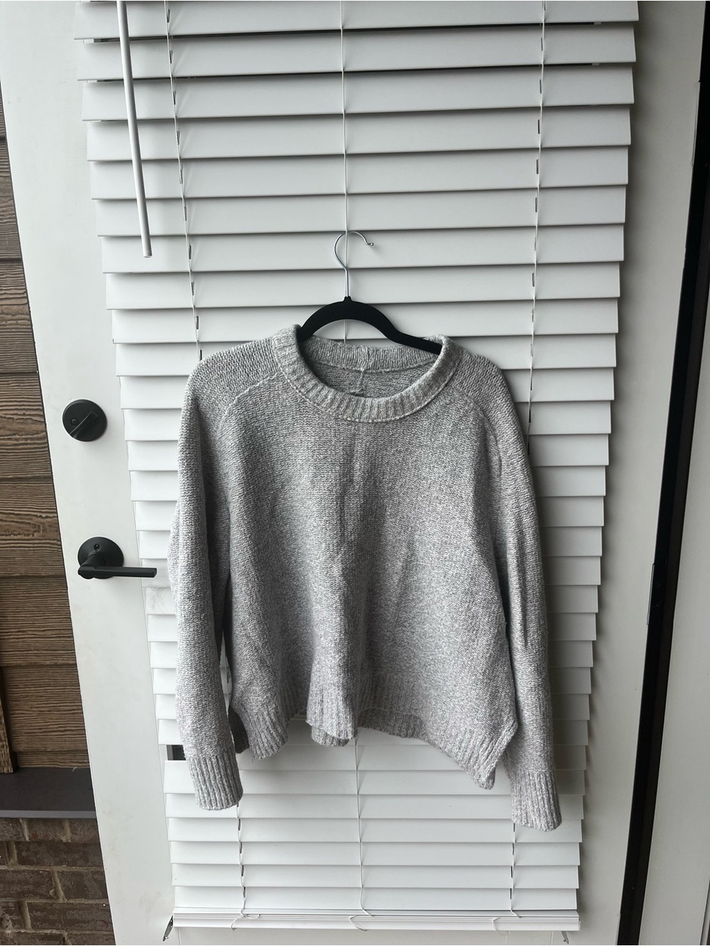 Abercrombie & Fitch Light Gray Crewneck Sweater